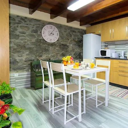 Holiday home Holiday Rua Piquinho Faja da Ovelha